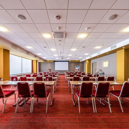 Radisson 4*
