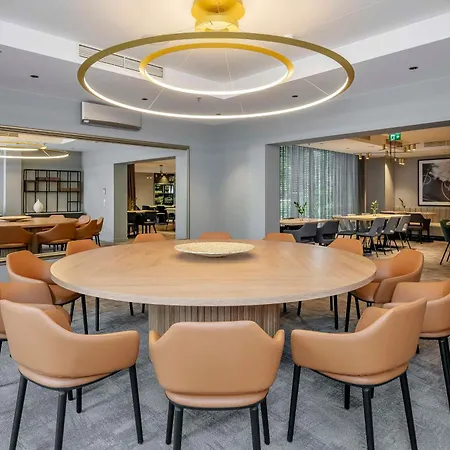 Radisson 4*